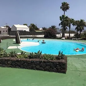 remarkable-3-bed-basement-apartment-very-large.in-canary-islands.com/